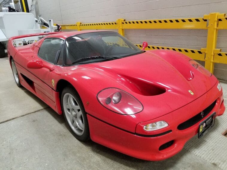 Ferrari F50 1996 rubata