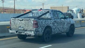 Jeep Wagoneer 2022 vecchio prototipo
