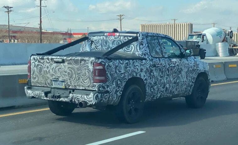 Jeep Wagoneer 2022 vecchio prototipo