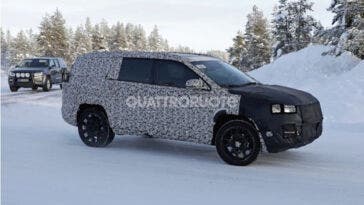 Nuova Jeep Grand Compass Scandinavia foto spia