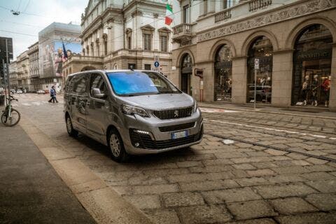 Nuovo Peugeot e-Expert consegne in città