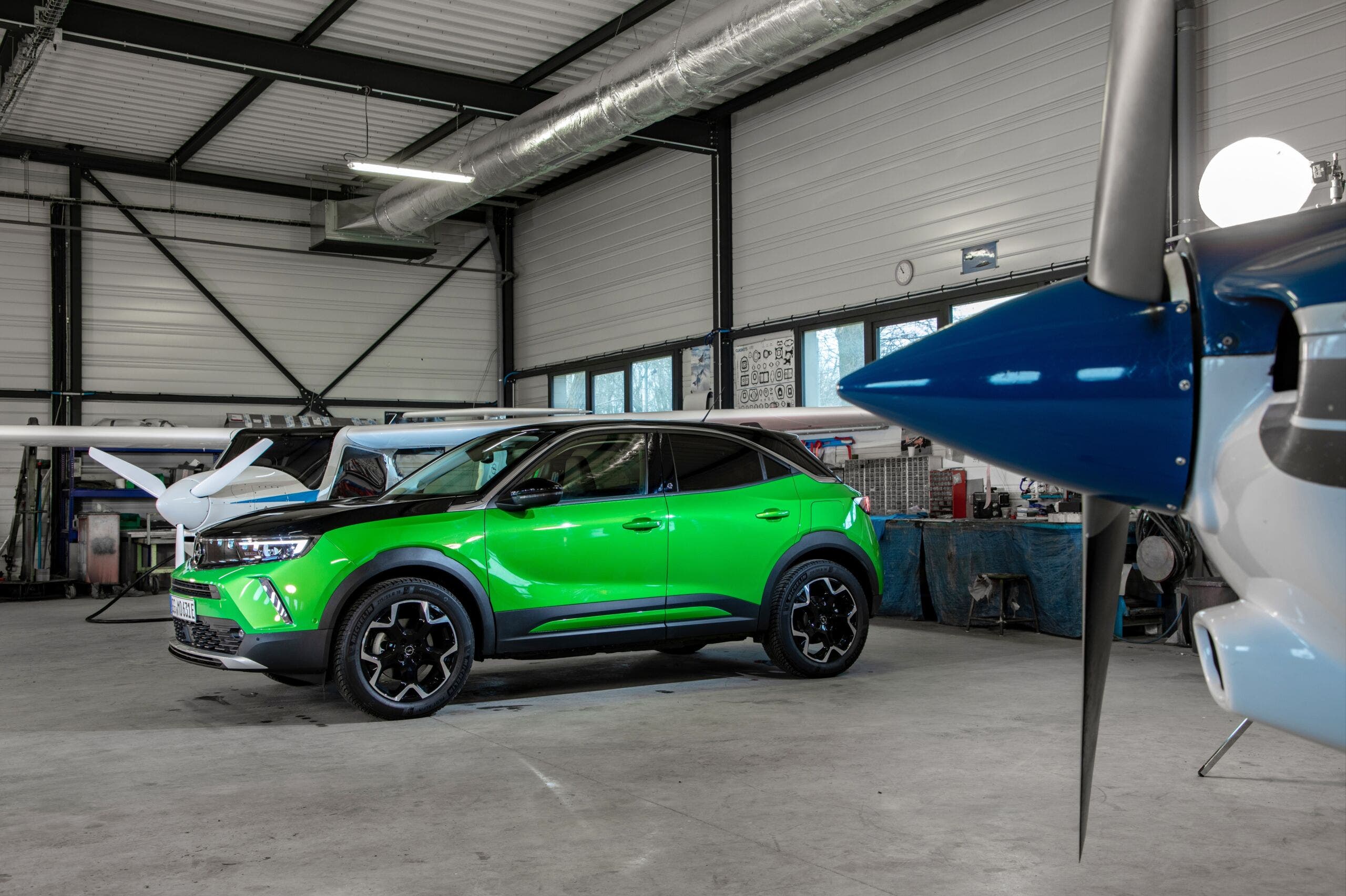 Opel partner ufficiale Federazione aeronautica francese