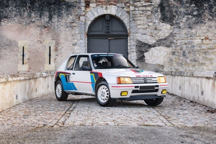 Peugeot 205 Turbo 16 asta