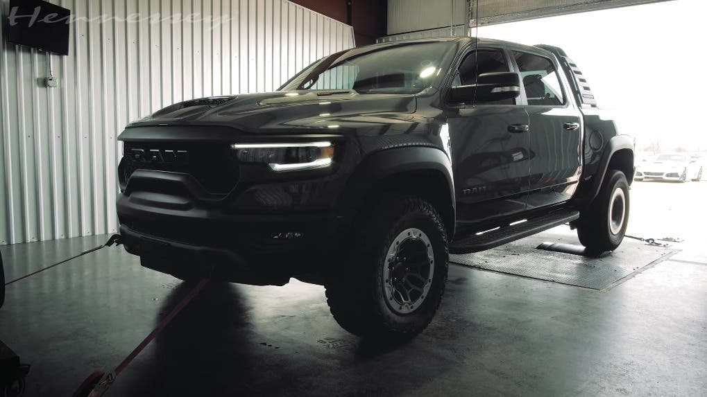 Ram 1500 TRX Hennessey banco di prova