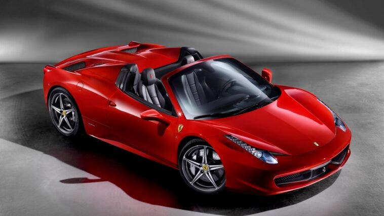 Ferrari 458 Spider dall'alto