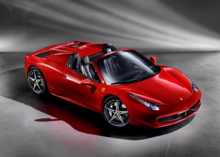 Ferrari 458 Spider dall'alto