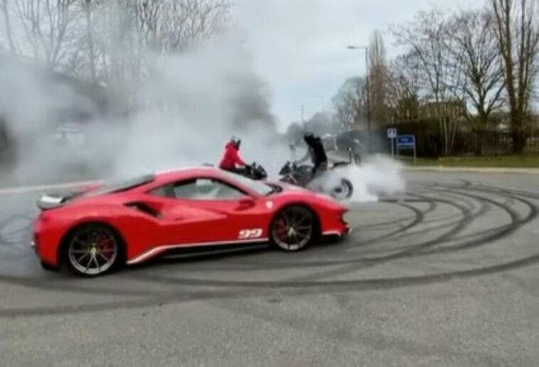 Ferrari 488 Pista Piloti