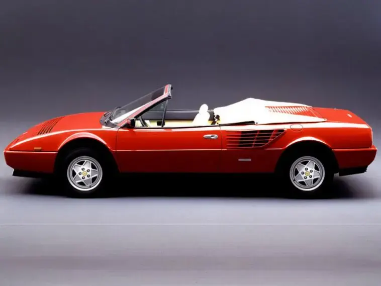 Auto Ferrari Mondial 3.2 Cabriolet