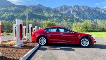 i supercharger tesla in europa