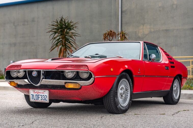 Alfa Romeo Montreal Asta