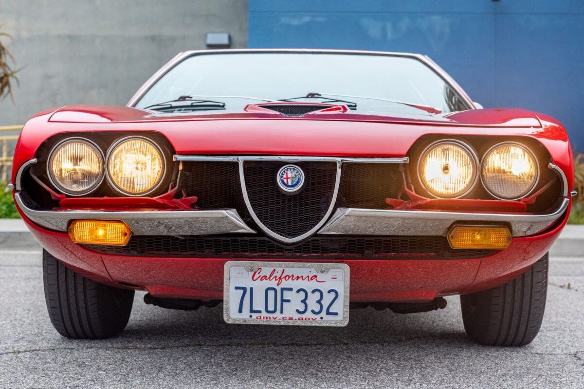 Alfa Romeo Montreal Asta