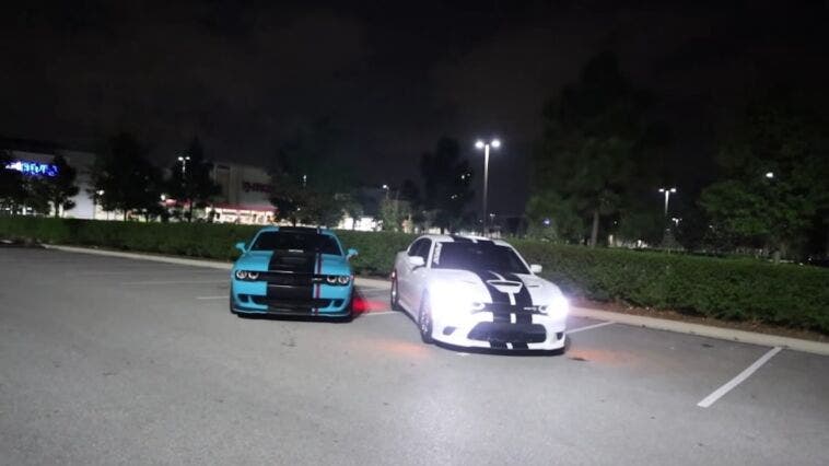 Dodge Challenger SRT Hellcat biturbo vs Charger SRT Hellcat drag race