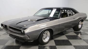 Dodge Challenger turbo 1970
