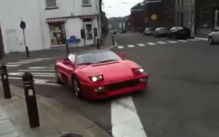 Ferrari 348 incidente