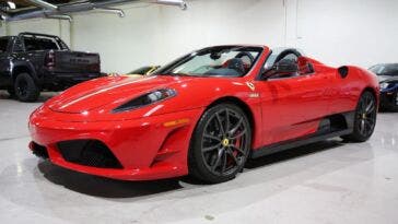 Ferrari Scuderia Spider 16M 2009