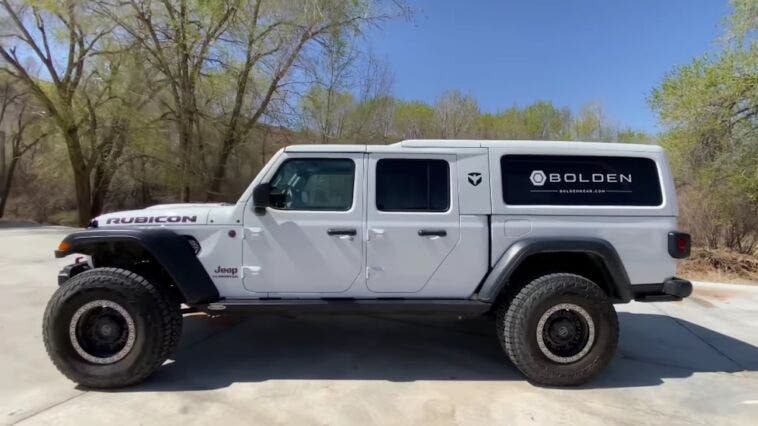 Jeep Gladiator a sette posti custom