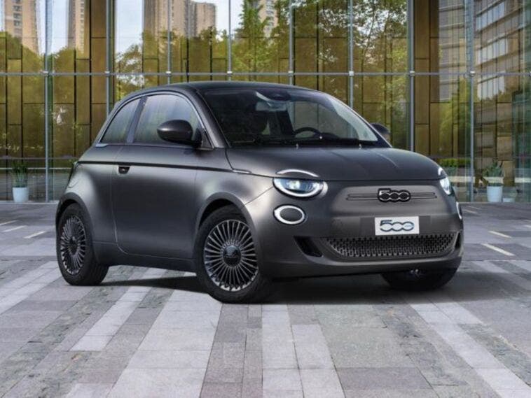 Noleggio lungo termine dell’auto elettrica