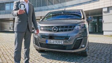 Nuovo Opel Vivaro-e International Van of The Year 2021