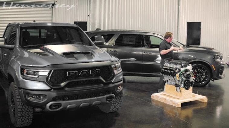 Ram 1500 TRX Dodge Durango SRT Hellcat motore Hellephant