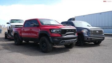 Ram 1500 TRX vs Toyota Tundra 2021 test traino consumi