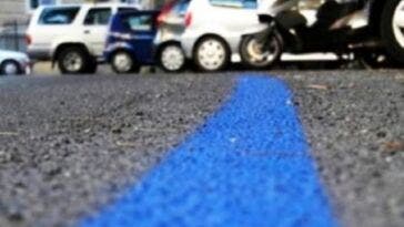 Sosta su strisce blu