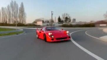 Ferrari F40 drifting