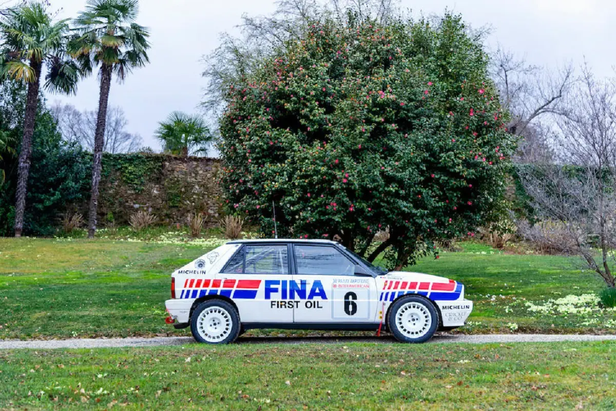Jolly Club Racing All’asta una splendida Lancia Delta HF Integrale 16V ex Jolly Club ...