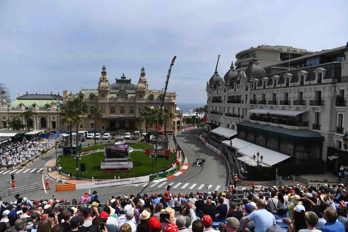 A Monte Carlo il Gran Premio di Formula 1 sarà col pubblico una tribuna è riservata ai tifosi A Monte Carlo il Gran Premio di Formula 1 sarà col pubblico una tribuna è riservata ai tifosi