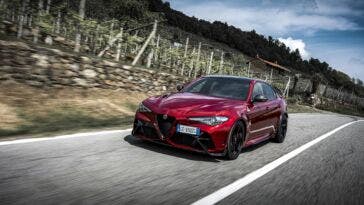 Alfa Romeo Giulia GTA GTAm stampa internazionale