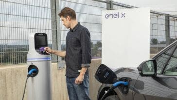 App ricarica elettrica Enel X