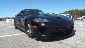 Dodge Viper 3200 CV nuovo record velocità quarto di miglio