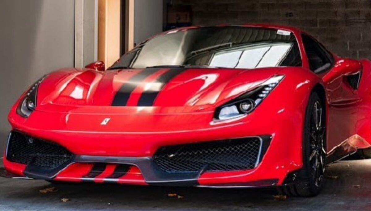 Ferrari 488 Pista Marek Hamsik