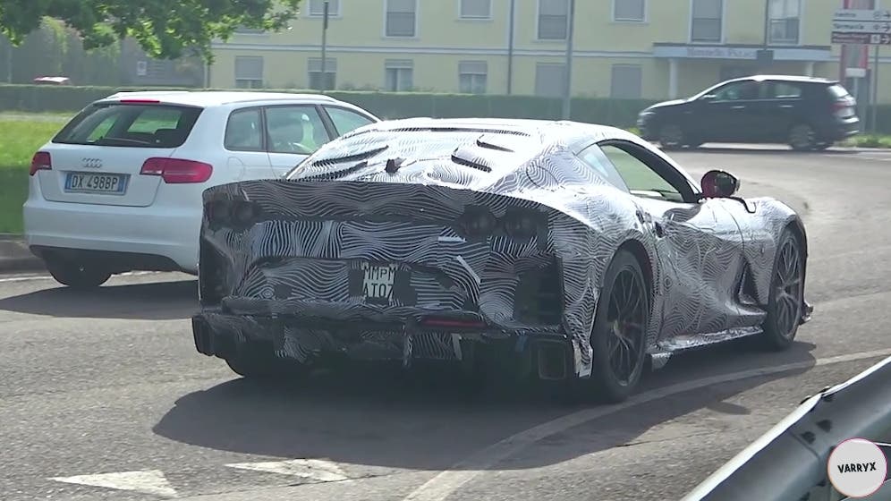 Ferrari 812 Versione Speciale ultimo prototipo Maranello