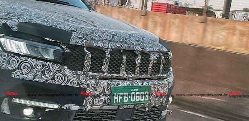 Jeep Commander 2022 ultime foto spia Brasile