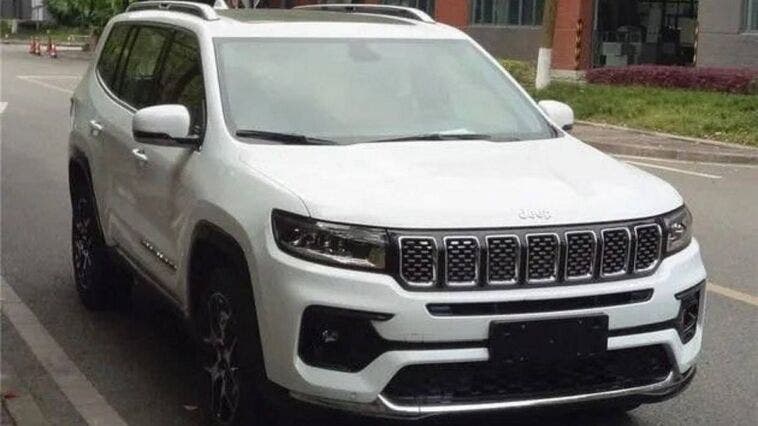 Jeep Grand Commander nuovo restyling prototipo