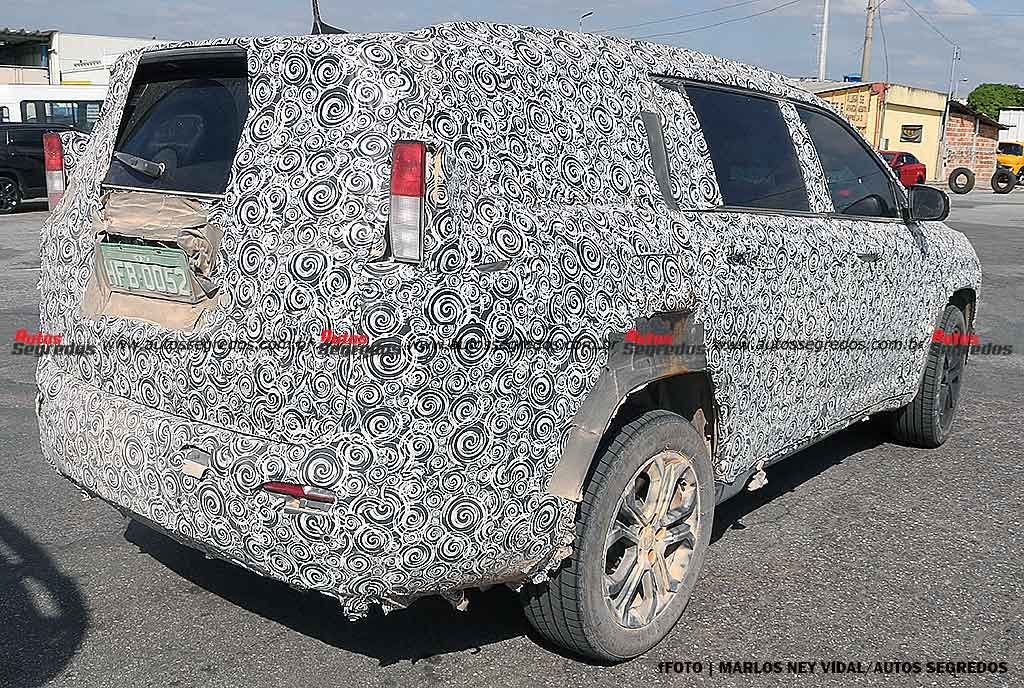 Jeep Grand Commander ultimo prototipo foto spia