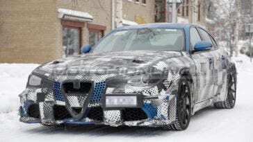 Maserati GranTurismo 2022 ultime foto spia