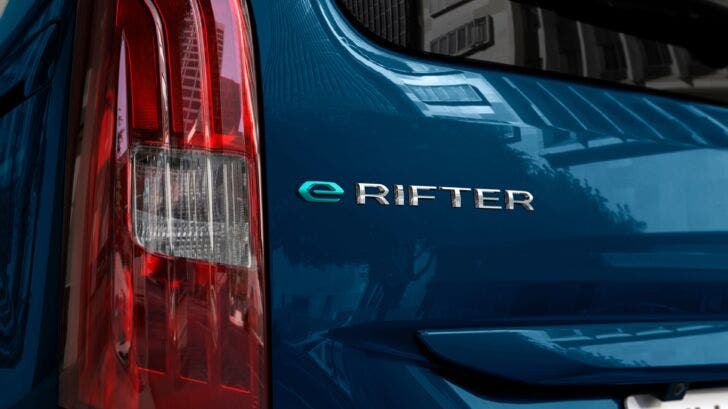 Nuovo Peugeot e-Rifter Italia