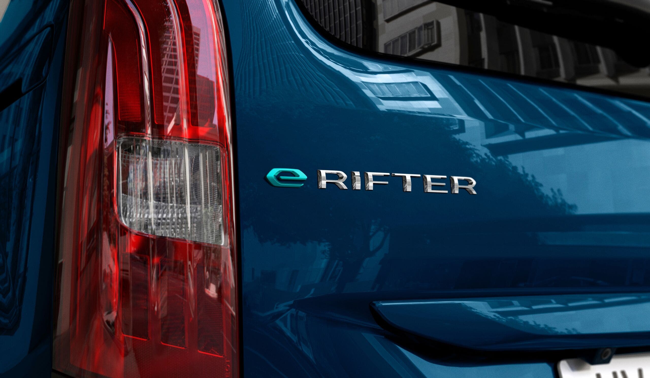 Nuovo Peugeot e-Rifter Italia