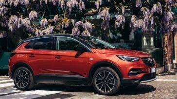 Opel Grandland X Hybrid4 modalità guida