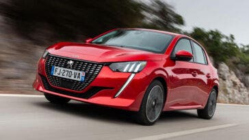 Peugeot 208 auto più venduta Europa aprile 2021