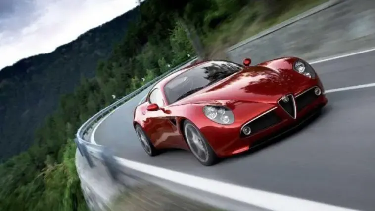 Alfa Romeo 8C
