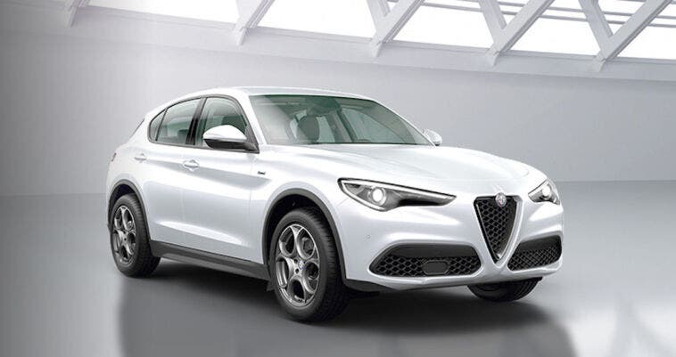 Alfa Romeo Stelvio 349 euro giugno