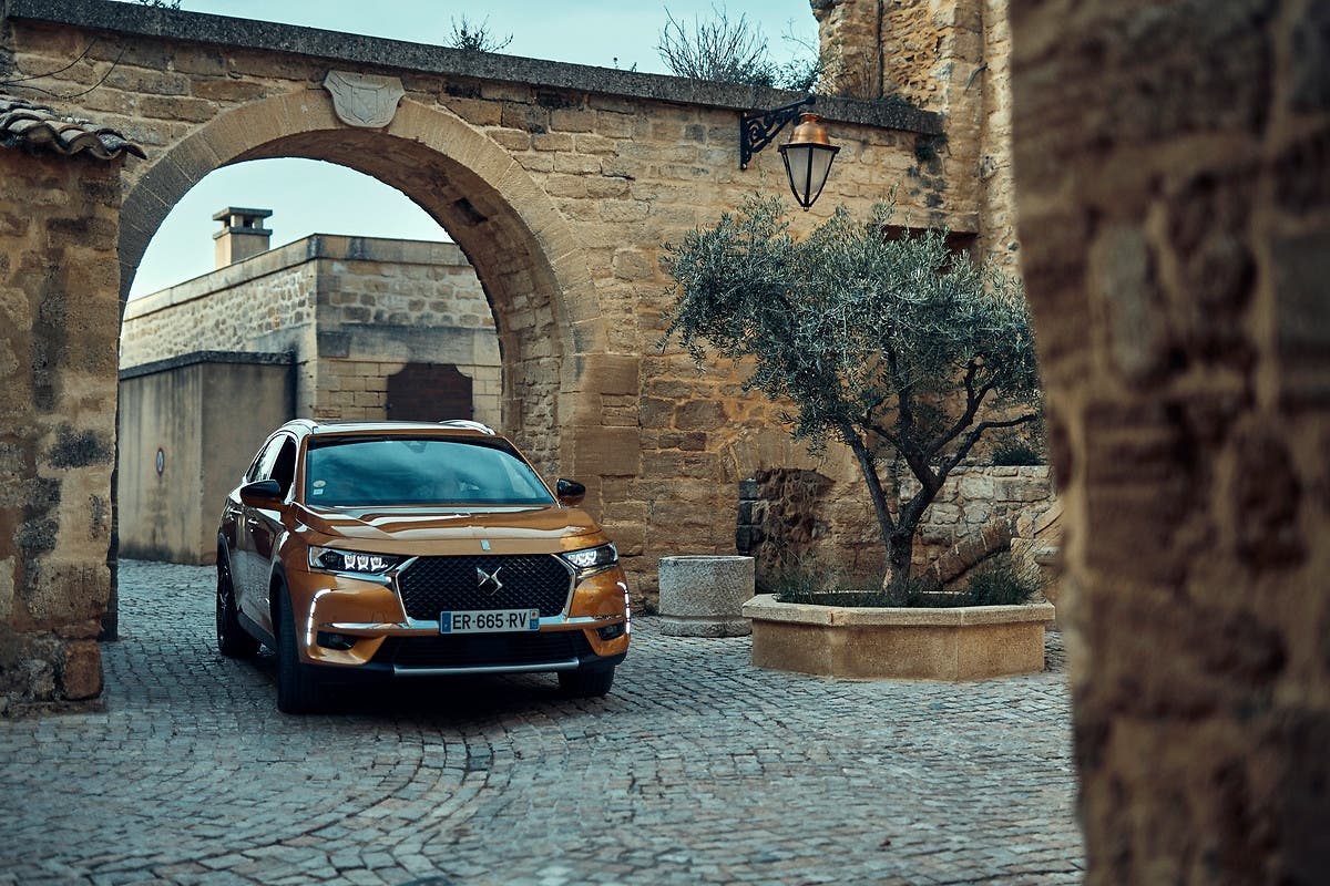 DS 7 Crossback dotazione serie