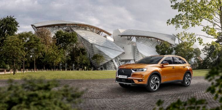 DS 7 Crossback dotazione serie