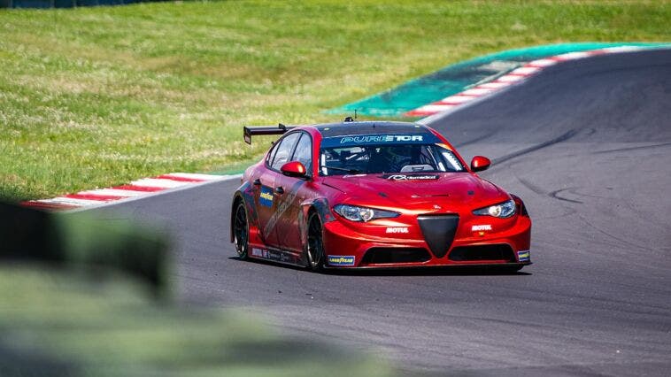 Giulia ETCR