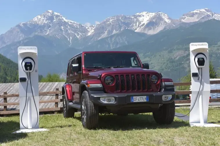 Jeep Wrangler 4xe ALL-e Free2Move eSolutions