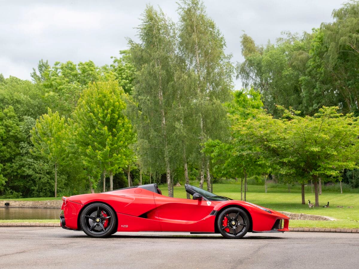 LaFerrari Aperta