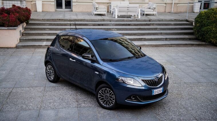 Lancia Ypsilon