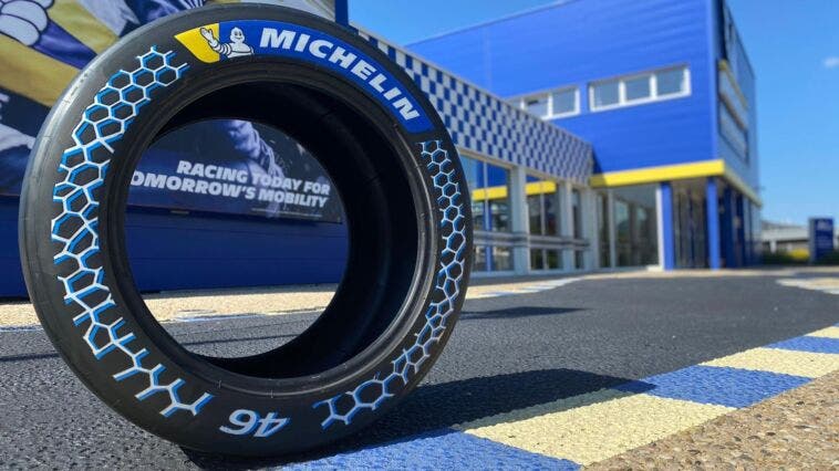 Michelin primo pneumatico da corsa quasi sostenibile